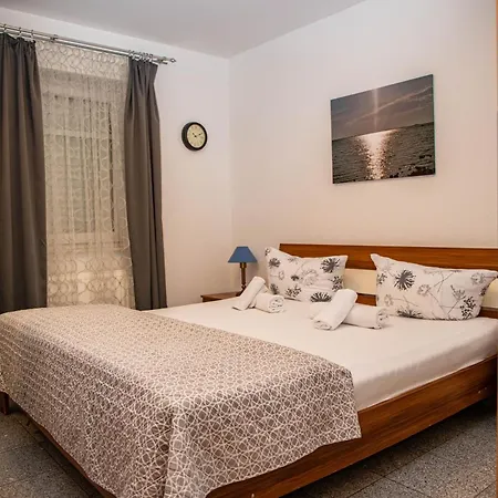 Saida 3 Apartment Norden